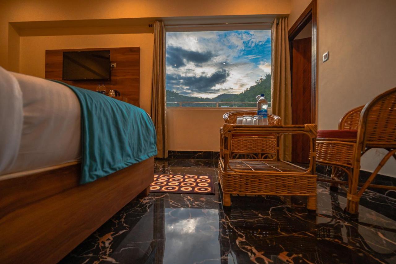 Hotel Rishikesh Grand By Kool Stays Exterior photo